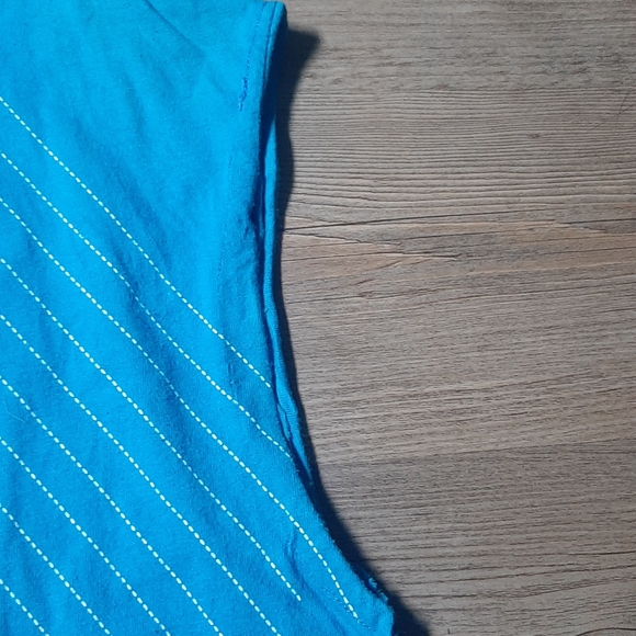 DC Tank Top - Medium - Picture 4 of 5